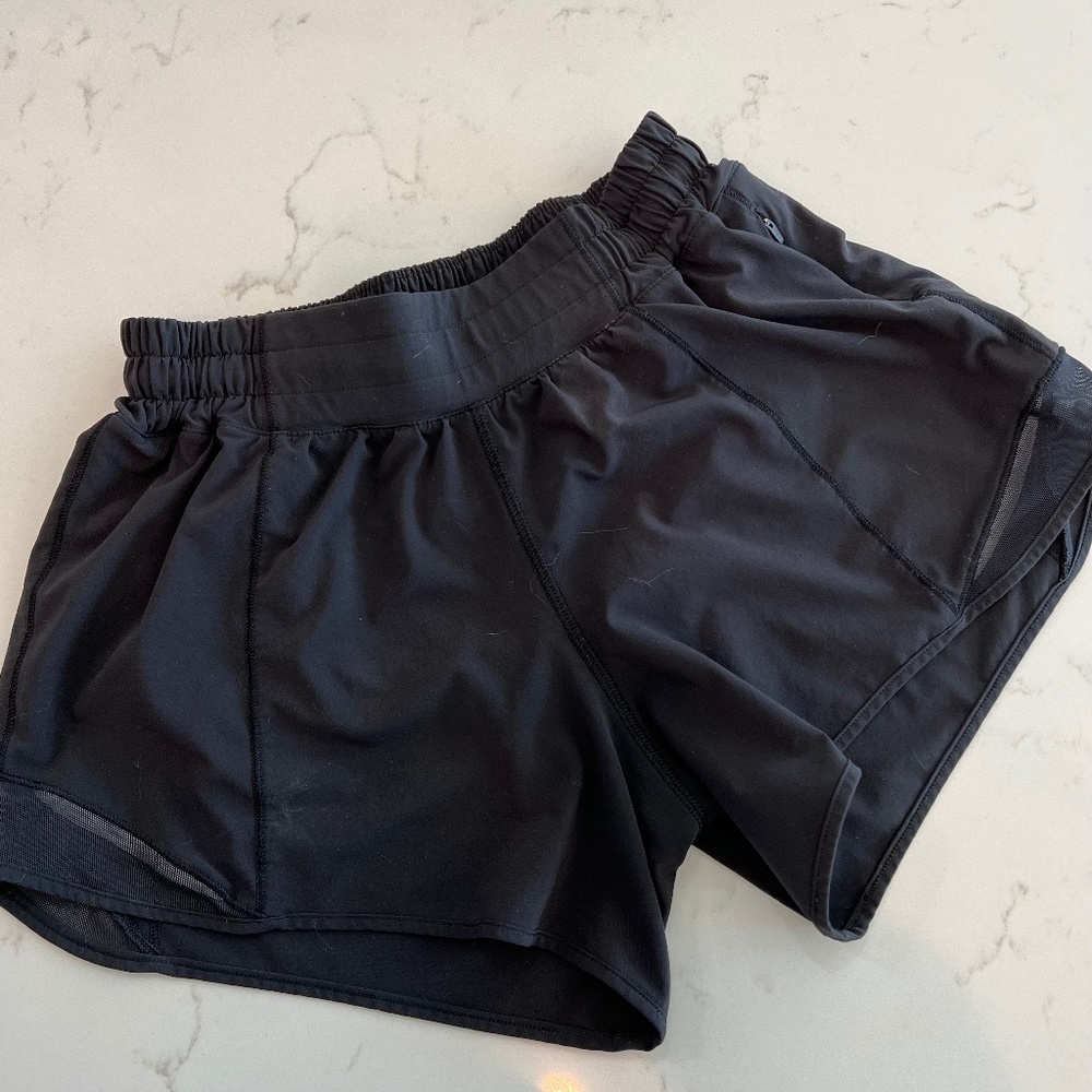 Lululemon Hotty Hot shorts